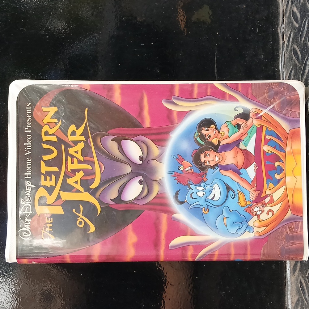 Disney The Return of Jafar VHS with Red and Purple Cover